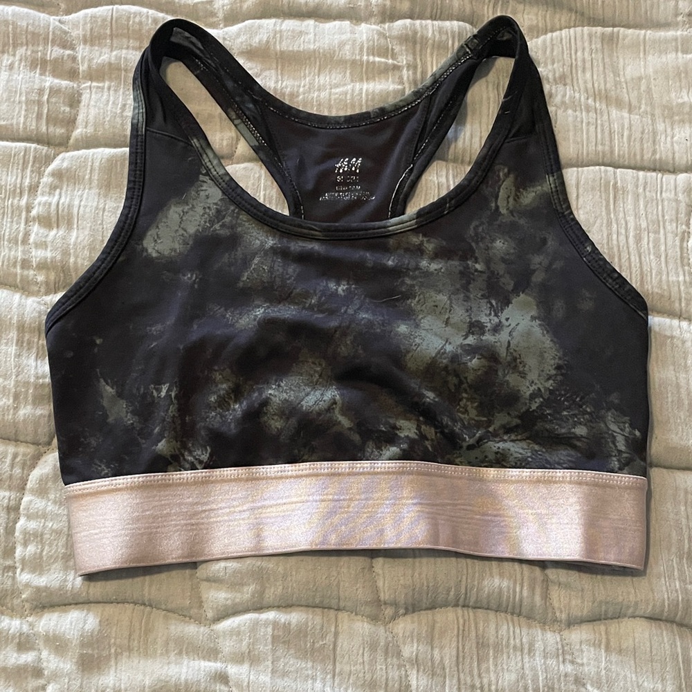 H&M Black and Gold Sports Bra with Wide Straps